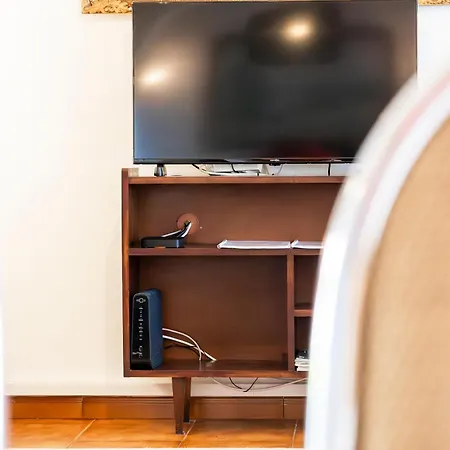 Cedars Tree House 別荘 Arrifes