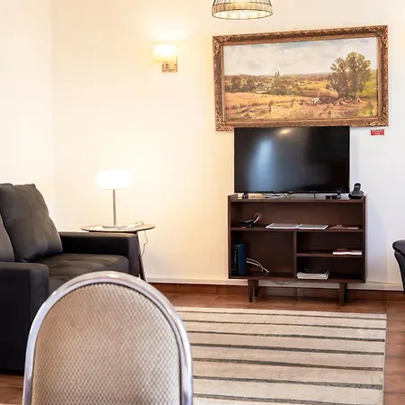 Cedars Tree House * Arrifes